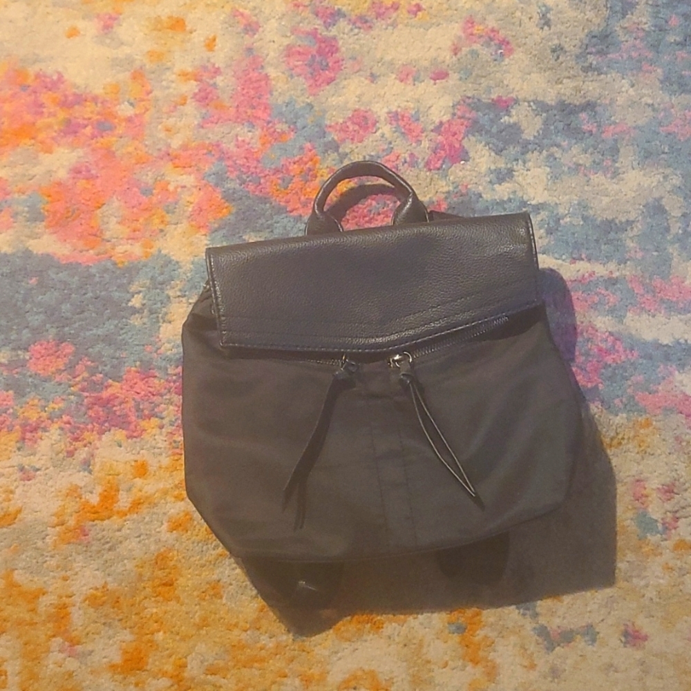 Botmkier New York mini backpack